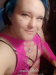 Beautiful transsexual prostitute in high quality porn photos.